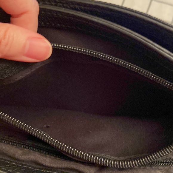 Brand New leather shoulder bag - Picture 7 of 15